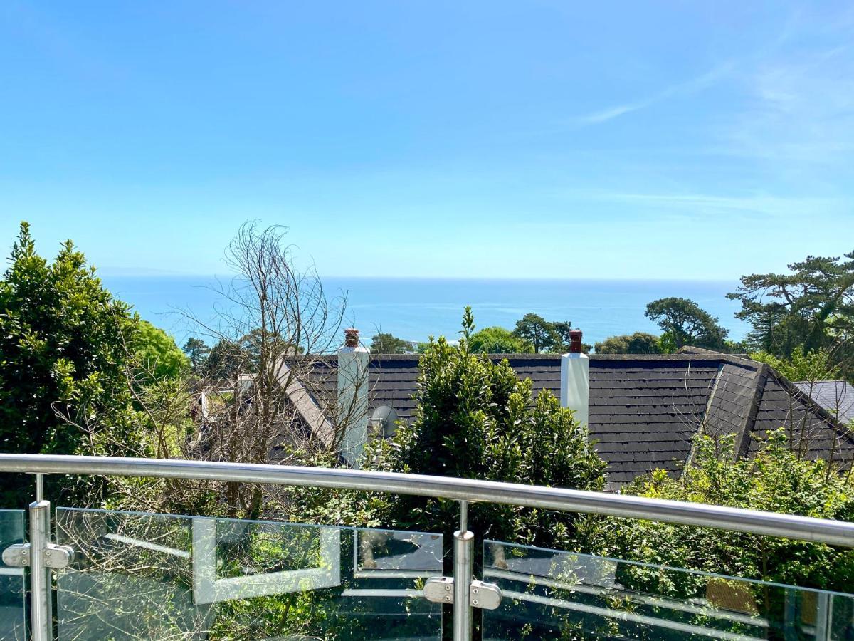 One Of The Best Properties In Lyme! Breathtaking Views Across The Whole Bay. 3 Stories With 2 Tier Veranda Around The Property. Sleeps 6 Λάιμ Ρέγκις Εξωτερικό φωτογραφία
