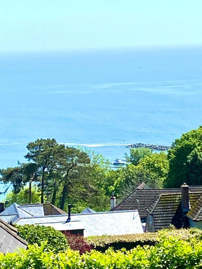 One Of The Best Properties In Lyme! Breathtaking Views Across The Whole Bay. 3 Stories With 2 Tier Veranda Around The Property. Sleeps 6 Λάιμ Ρέγκις Εξωτερικό φωτογραφία